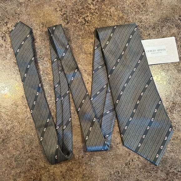 Giorgio Armani Other - NWT GIORGIO ARMANI CRAVATTE TIE